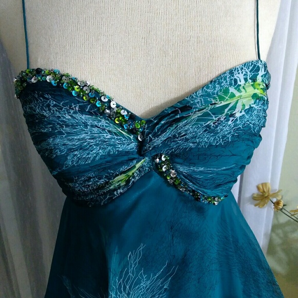 Sequin peacock green frilly short party prom dress - Picture 5 of 6